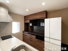 ●一宮市馬見塚字郷前　中古一戸建て