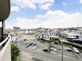 シンフォニアみなみが丘イーストコートＤ棟