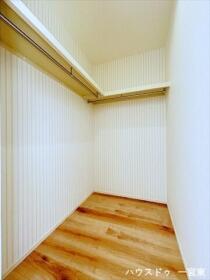 一宮市今伊勢町本神戸字中町　全2棟　B棟　未入居一戸建て