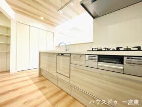 一宮市今伊勢町本神戸字中町　全2棟　B棟　未入居一戸建て