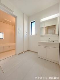 ハートフルタウン北名古屋市薬師寺　全3棟　C号棟　新築一戸建て