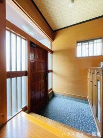 一宮市丹羽字栽松寺腰　中古一戸建て