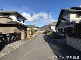 岐阜市日野南8丁目　中古一戸建て