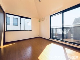 一宮市木曽川町門間字筋違　中古一戸建て