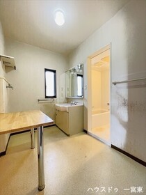 一宮市木曽川町門間字筋違　中古一戸建て