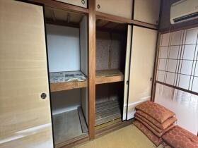 ●四日市市智積町　中古一戸建て