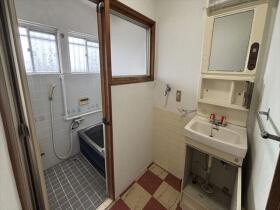 ●四日市市智積町　中古一戸建て