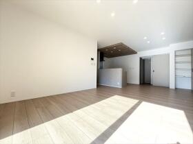 アバンティア名古屋市港区小碓3丁目　全4区画　2号棟　新築一戸建て