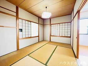 愛西市西保町森西　中古一戸建て