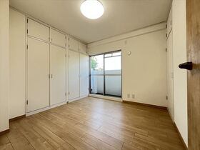 真栄マンション浮島