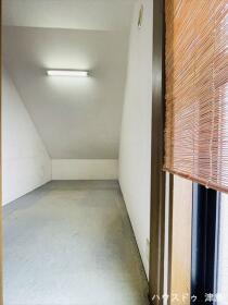 津島市鹿伏兎町上春日台　中戸一戸建て