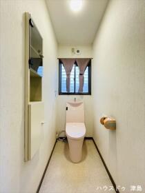 津島市鹿伏兎町上春日台　中戸一戸建て