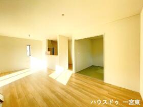 一宮市大毛第4　全3棟　2号棟　新築一戸建て