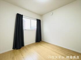 ●岐阜市茜部辰新1丁目　中古一戸建て