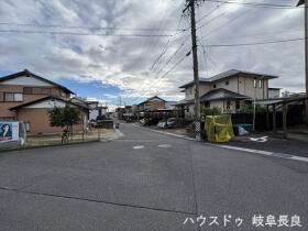 ●岐阜市茜部辰新1丁目　中古一戸建て