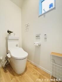 ●岐阜市茜部辰新1丁目　中古一戸建て