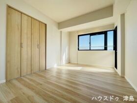 ユーハウス第２津島