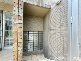 ユーハウス第２津島