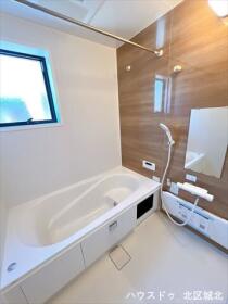 Livele Garden S北名古屋市久地野北浦　全1棟　新築一戸建て