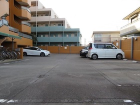 ライオンズマンション惟信町