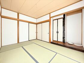 名古屋市鳴海町字尾崎山　中古一戸建て