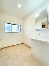 名古屋市鳴海町字尾崎山　中古一戸建て