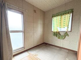 ●四日市市楠町本郷　中古一戸建て