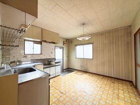 ●四日市市楠町本郷　中古一戸建て