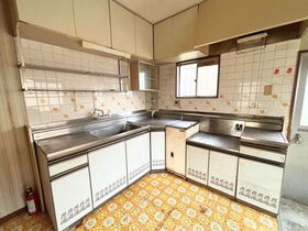 ●四日市市楠町本郷　中古一戸建て