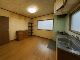 ●四日市市小林町　中古一戸建て