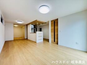 ●岐阜市北一色3丁目　中古一戸建て