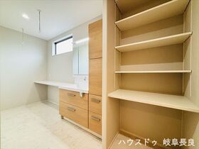 ●岐阜市北一色3丁目　中古一戸建て