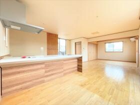 名古屋市中川区上高畑1丁目　中古一戸建て