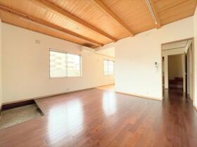 名古屋市中川区上高畑1丁目　中古一戸建て