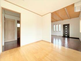 名古屋市中川区上高畑1丁目　中古一戸建て