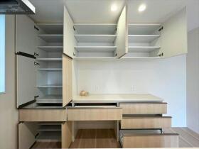 四日市市日永西1丁目　全2棟　Ｂ棟　新築一戸建て