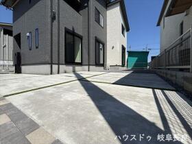 岐阜市朝霧町　全2棟　B棟　新築一戸建て