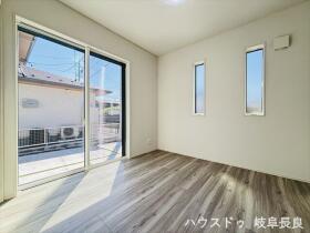 岐阜市朝霧町　全2棟　B棟　新築一戸建て