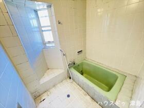 ※●愛西市西保町西川原　中古一戸建て