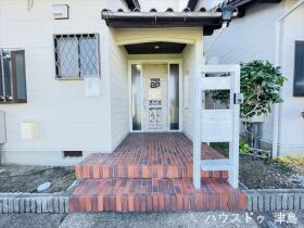 愛西市藤ケ瀬町東平　中古一戸建て