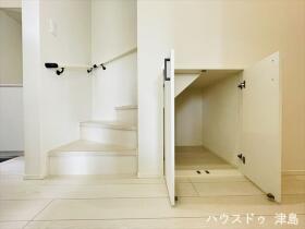 リナージュ愛西市大井町浦田面　全7棟　4号棟　新築一戸建て