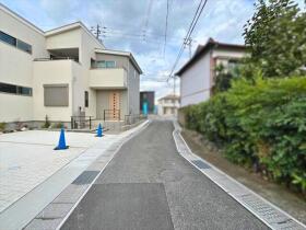 パシフィックホーム三重郡菰野町菰野森屋I　全2棟　2号棟　新築一戸建て