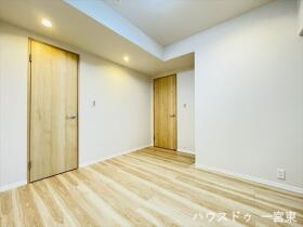 リーデンススクエア一宮