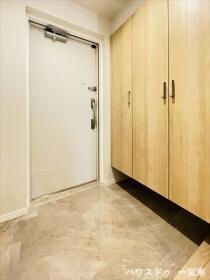 リーデンススクエア一宮