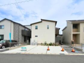 パシフィックホーム三重郡菰野町菰野藩内　全5棟　2号棟　新築一戸建て