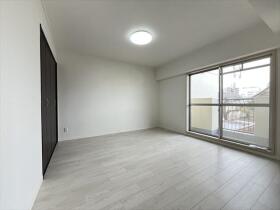 コ・ドミニオン瑞穂　A棟