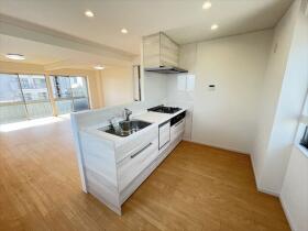 丸美タウンマンション堀田