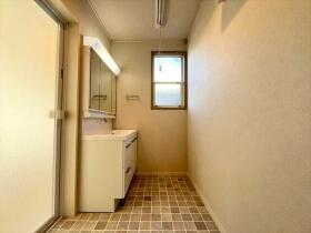 四日市市大字日永　中古一戸建て