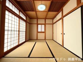 鈴鹿市高岡台5丁目　中古一戸建て