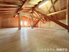 鈴鹿市高岡台5丁目　中古一戸建て